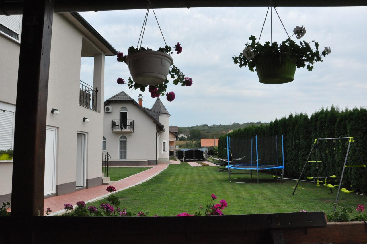 Aria Apartmani Vrdnik Dış mekan fotoğraf