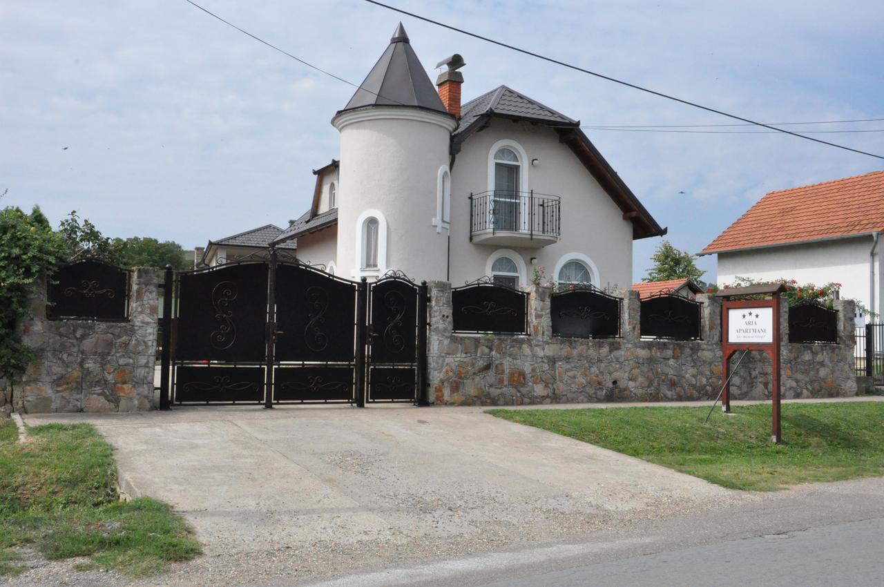 Aria Apartmani Vrdnik Dış mekan fotoğraf